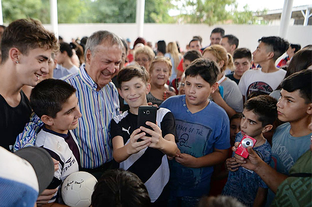 Barrio Cooperativa La Unidad ya cuenta con un playón deportivo