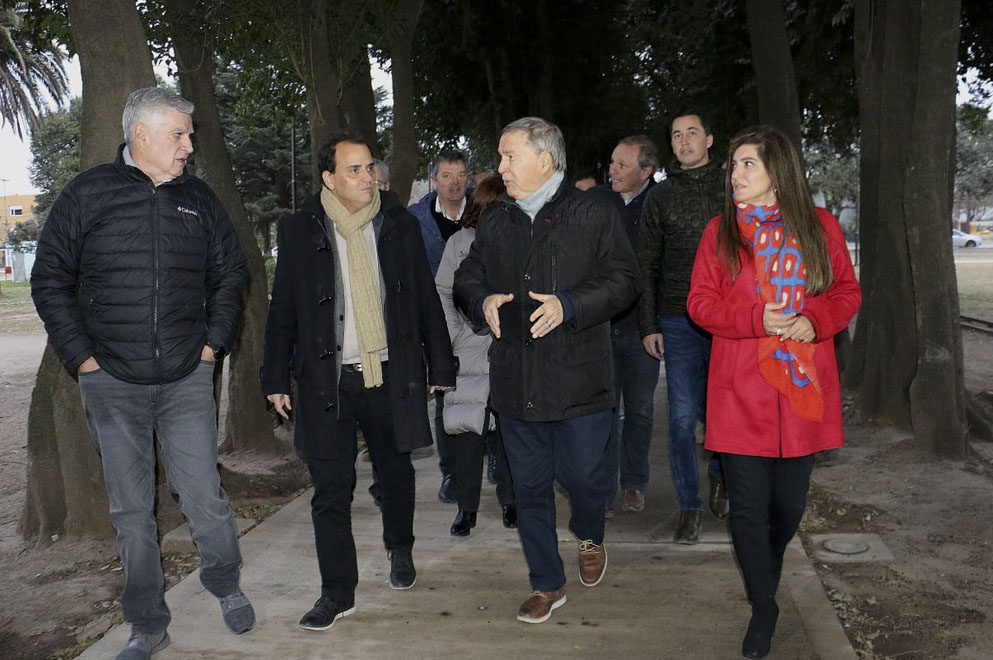 En Río Cuarto, Schiaretti recorrió el parque Sarmiento