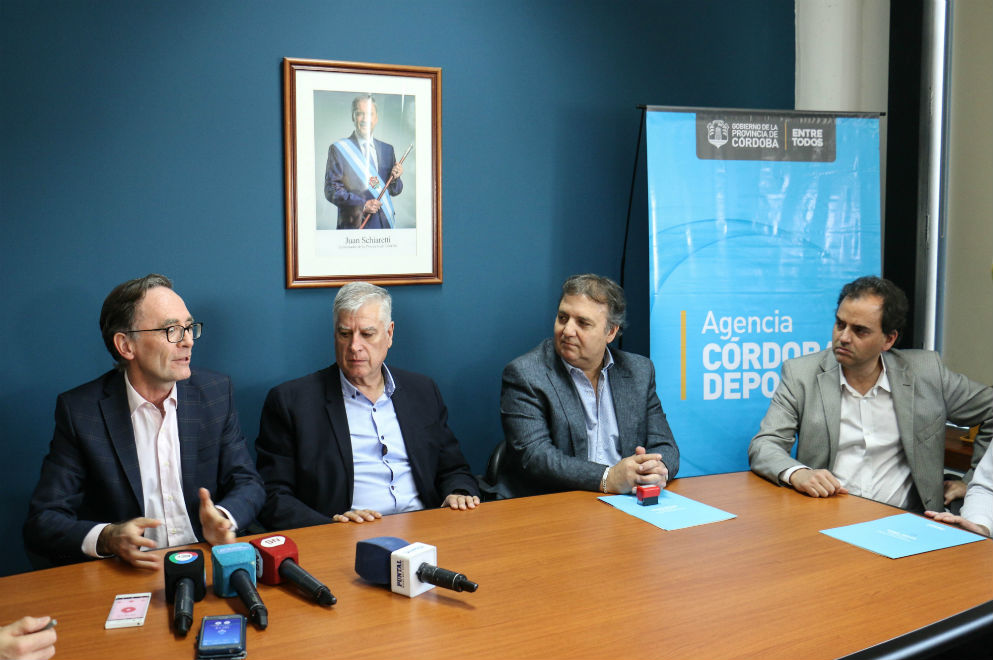 Río Cuarto: La Provincia firmó un convenio para promover la práctica deportiva