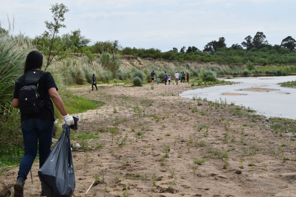 Río Cuarto: Jornada de limpieza en la Reserva del  Chocancharava