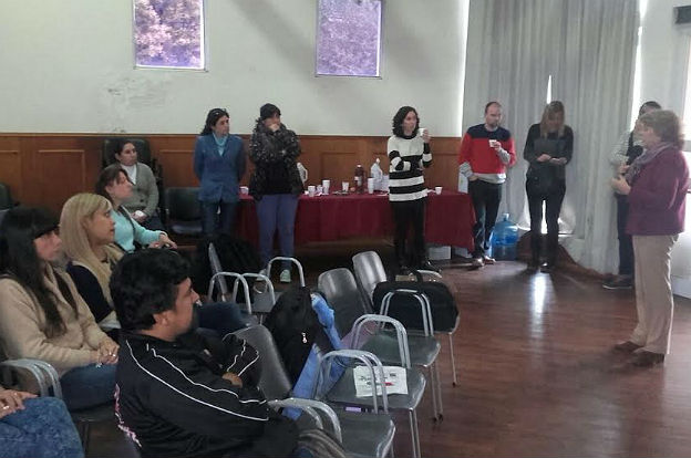 Capacitan a docentes sobre el Club Escolar de Ciencias y Tecnologías - Web  de Noticias - Gobierno de Córdoba