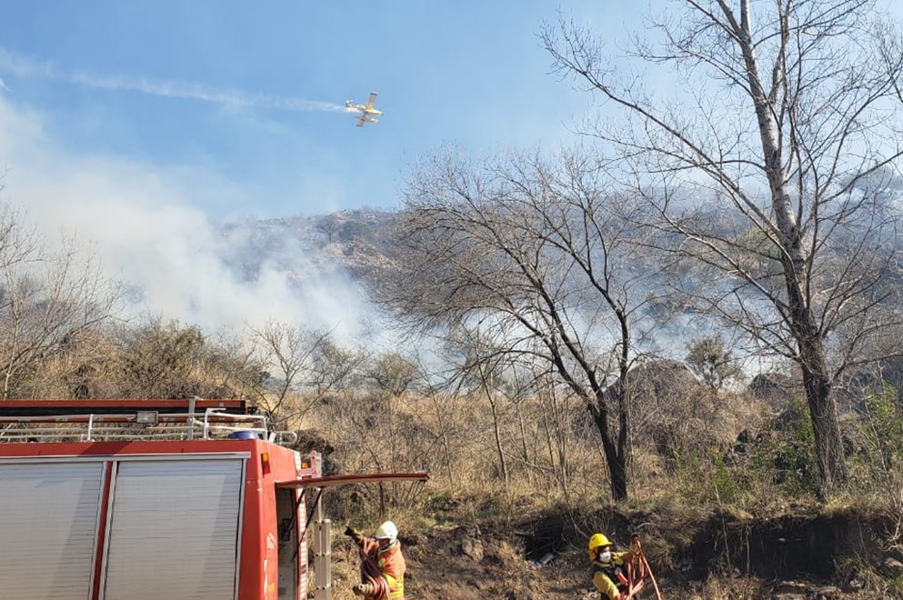 El Gobierno asiste a localidades afectadas por incendios
