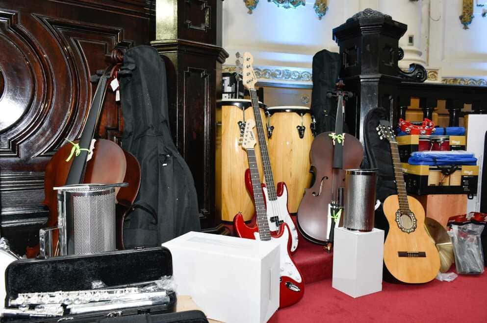 Aplaudamos a las Bandas: Instituciones musicales recibieron nuevos instrumentos