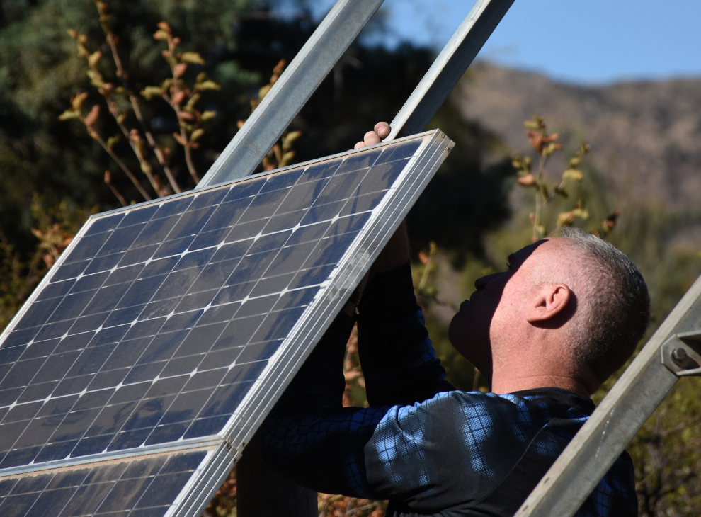 En dos años, la Provincia instaló 2.570 paneles solares en el noroeste cordobés