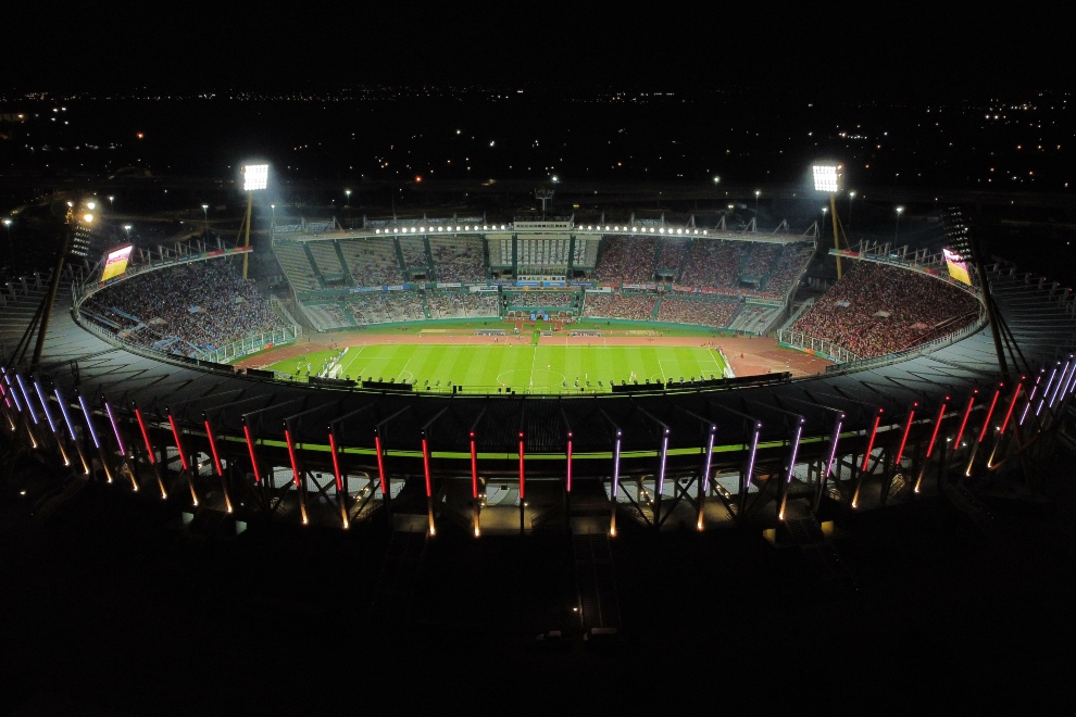 Nueva iluminación para el Libertadores de América · INDEPENDIENTE