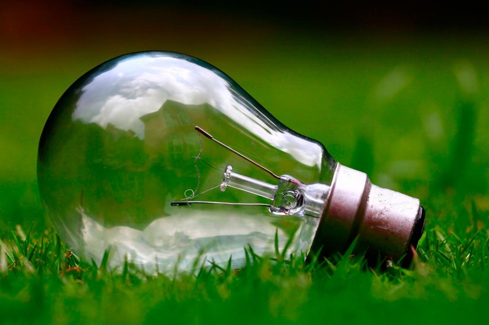 Maratón de ideas para resolver desafíos en el servicio de energía eléctrica
