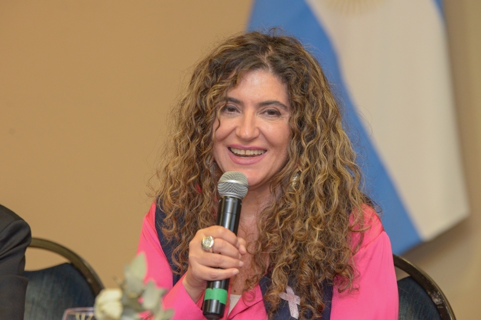 Claudia Martínez, ministra de la Mujer