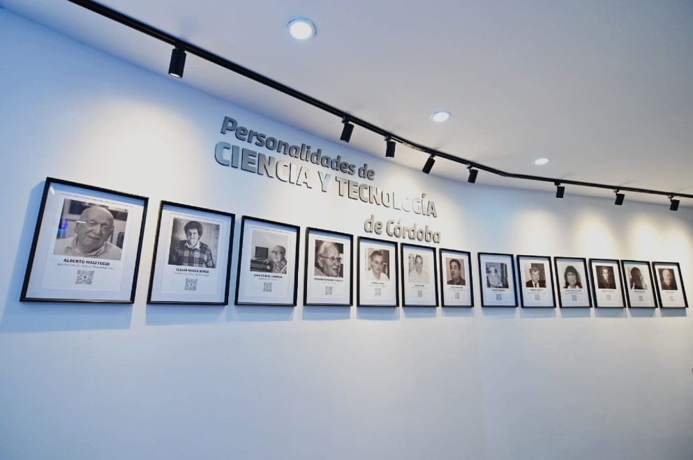 Se inauguró la Galería de Personalidades de la ciencia y tecnología