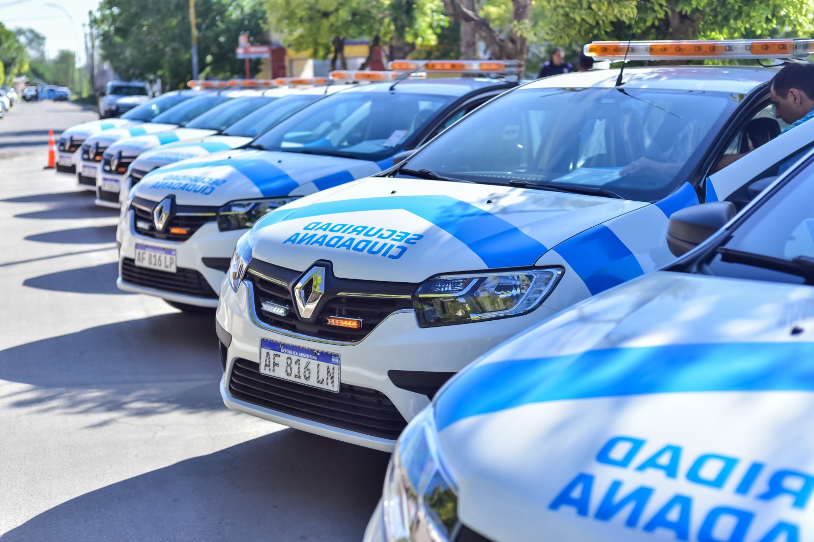 Ente Metropolitano: la Provincia entregó vehículos de Seguridad Ciudadana