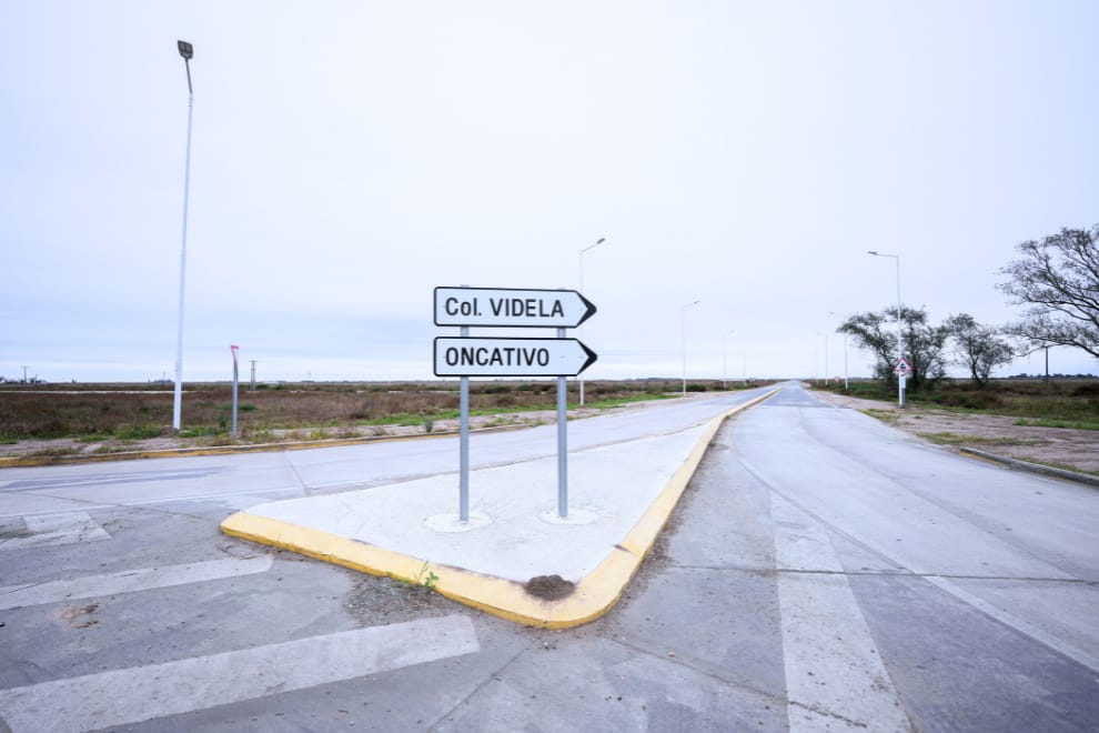 Avanza la pavimentación entre Calchín Oeste y Ruta 10: 85% de obra ejecutada